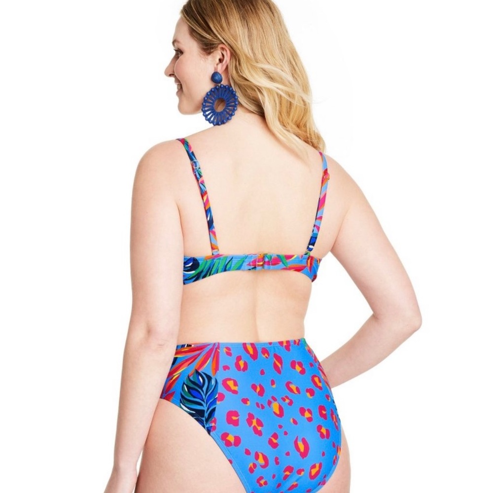 Tabitha brown for target tropical print blue and fuchsia bikini top NWT - Picture 7 of 7